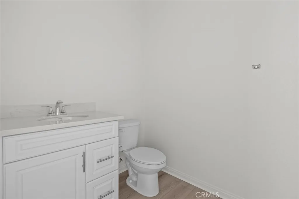 27365 Dunite Drive, Perris, California 92571 home-pic-2